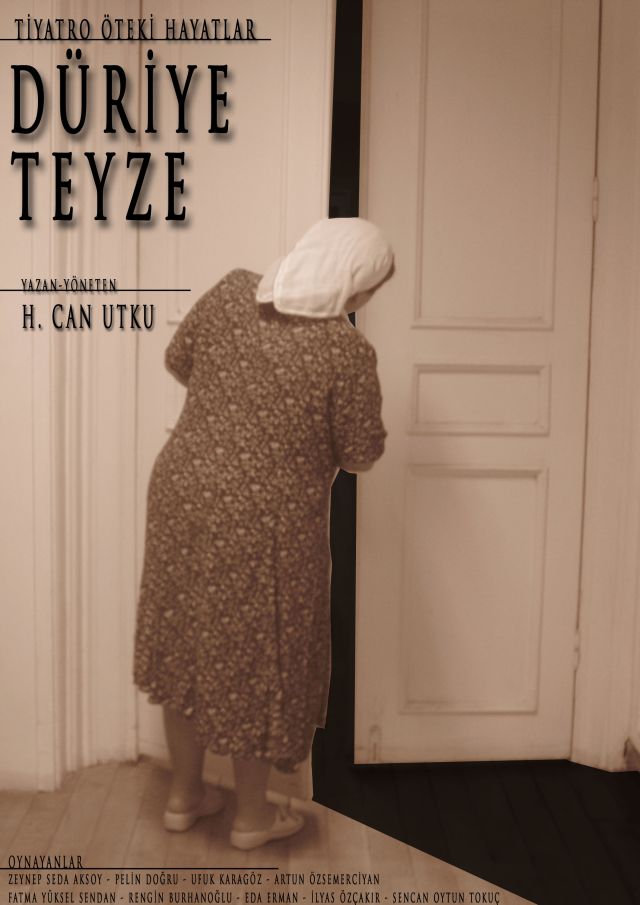 Düriye Teyze Oyunu Afişi